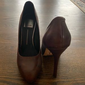 Dolce Vita Brown Leather Pump Heels